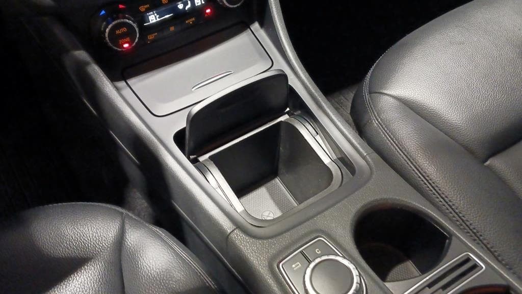 Foto 36 Mercedes GLA 220 CDI Urban Aut.