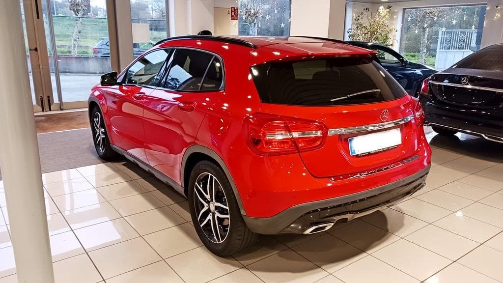 Foto 7 Mercedes GLA 220 CDI Urban Aut.