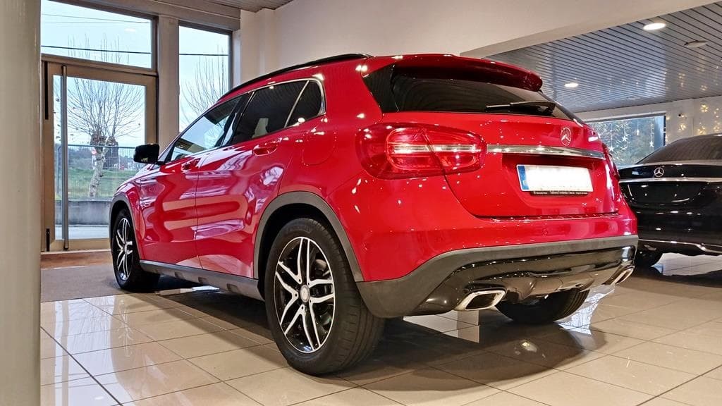 Foto 8 Mercedes GLA 220 CDI Urban Aut.