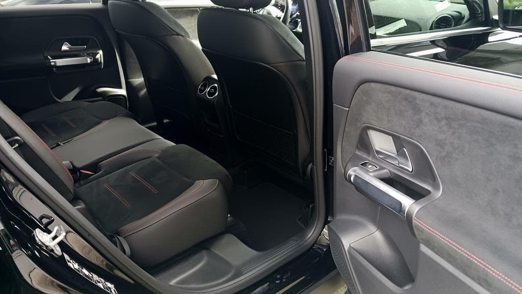 Foto 14 Mercedes GLB 200 d 4M AMG Line Advanced Plus