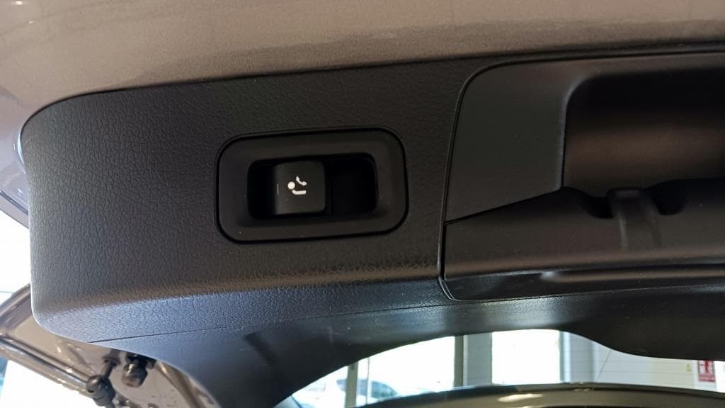 Foto 36 Mercedes GLB 200 d AMG 8G-DCT