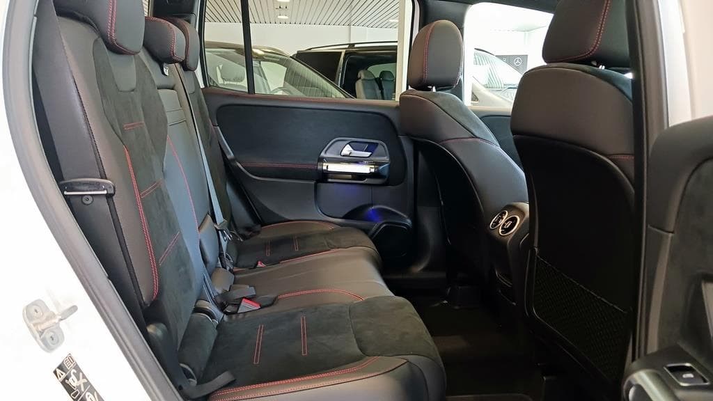 Foto 13 Mercedes GLB 200 d AMG Advanced Plus