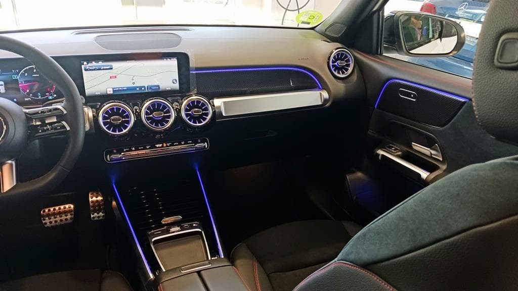 Foto 16 Mercedes GLB 200 d AMG Advanced Plus