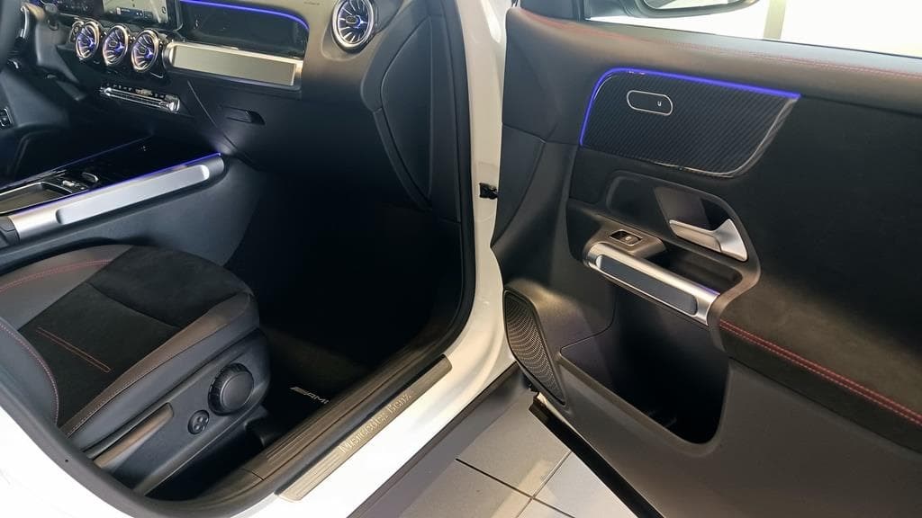 Foto 17 Mercedes GLB 200 d AMG Advanced Plus