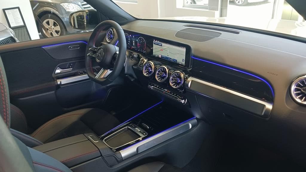 Foto 19 Mercedes GLB 200 d AMG Advanced Plus