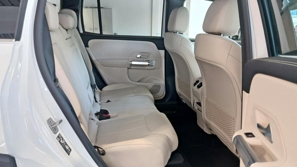 Foto 13 Mercedes GLB 200 d Progressive Line Advanced