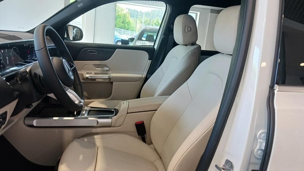 Foto 27 Mercedes GLB 200 d Progressive Line Advanced