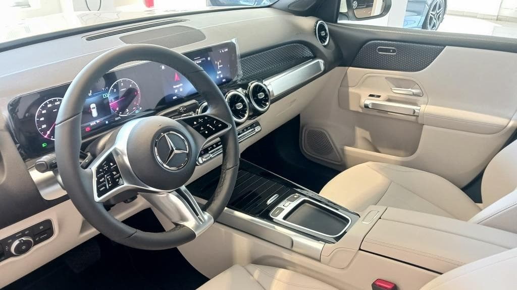 Foto 28 Mercedes GLB 200 d Progressive Line Advanced