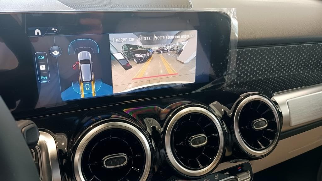 Foto 35 Mercedes GLB 200 d Progressive Line Advanced