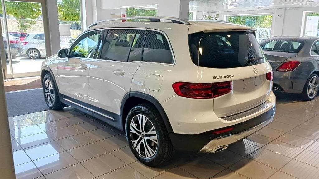 Foto 8 Mercedes GLB 200 d Progressive Line Advanced