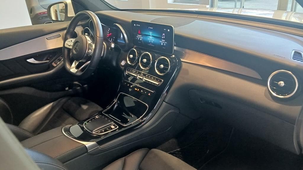 Foto 17 Mercedes GLC 220 d 4M Coupé AMG