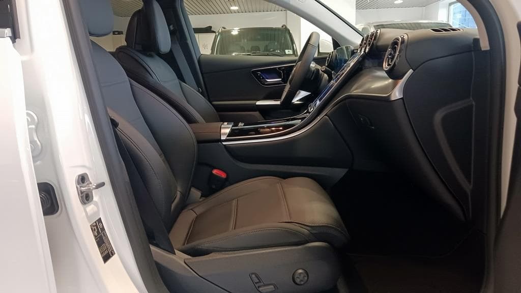 Foto 12 Mercedes GLC 220 d 4M Coupé AVANTGARDE Advanced 9G-TRONIC