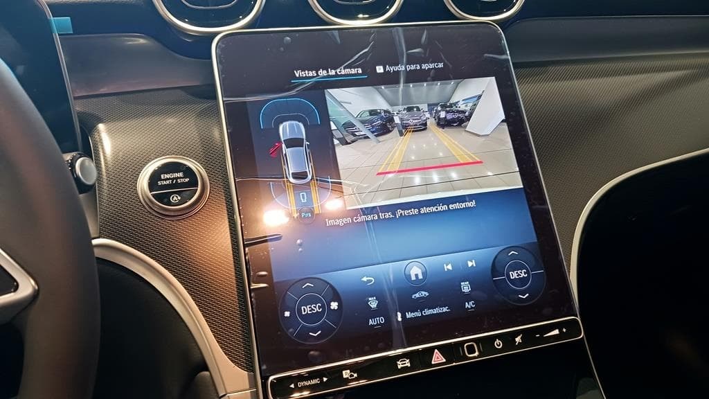 Foto 24 Mercedes GLC 220 d 4M Coupé AVANTGARDE Advanced 9G-TRONIC