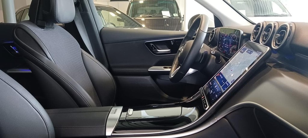 Foto 24 Mercedes GLC 220 d 4M SUV Avantgarde Advanced 9G-TRONIC