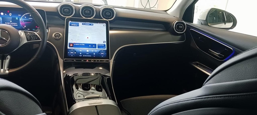 Foto 27 Mercedes GLC 220 d 4M SUV Avantgarde Advanced 9G-TRONIC