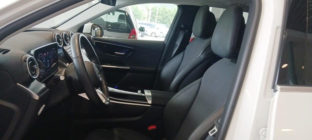Foto 30 Mercedes GLC 220 d 4M SUV Avantgarde Advanced 9G-TRONIC
