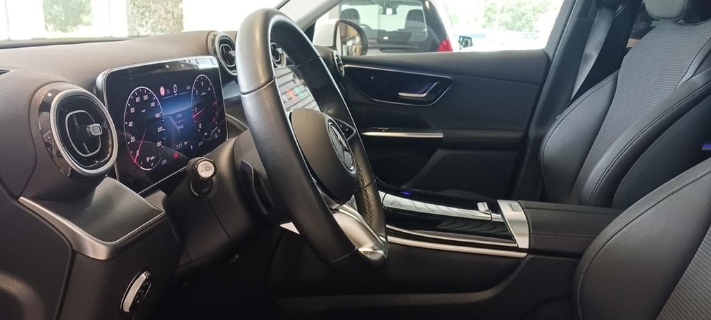 Foto 32 Mercedes GLC 220 d 4M SUV Avantgarde Advanced 9G-TRONIC