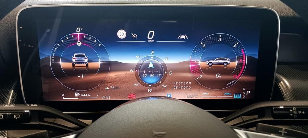 Foto 38 Mercedes GLC 220 d 4M SUV Avantgarde Advanced 9G-TRONIC