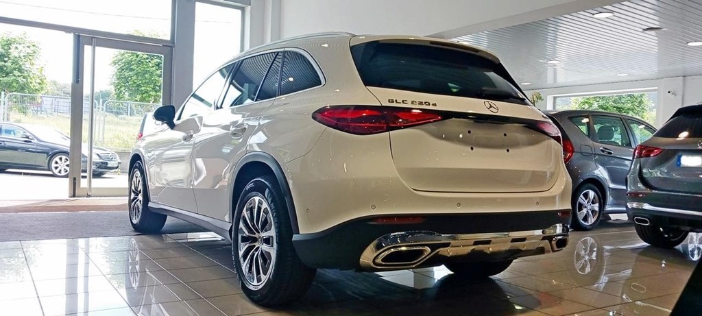 Foto 8 Mercedes GLC 220 d 4M SUV Avantgarde Advanced 9G-TRONIC