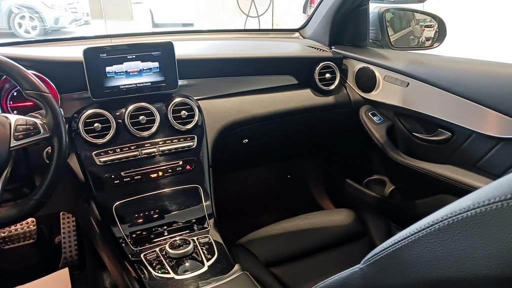 Foto 14 Mercedes GLC 220 d 4M SUV Exclusive/AMG 9G-TRONIC