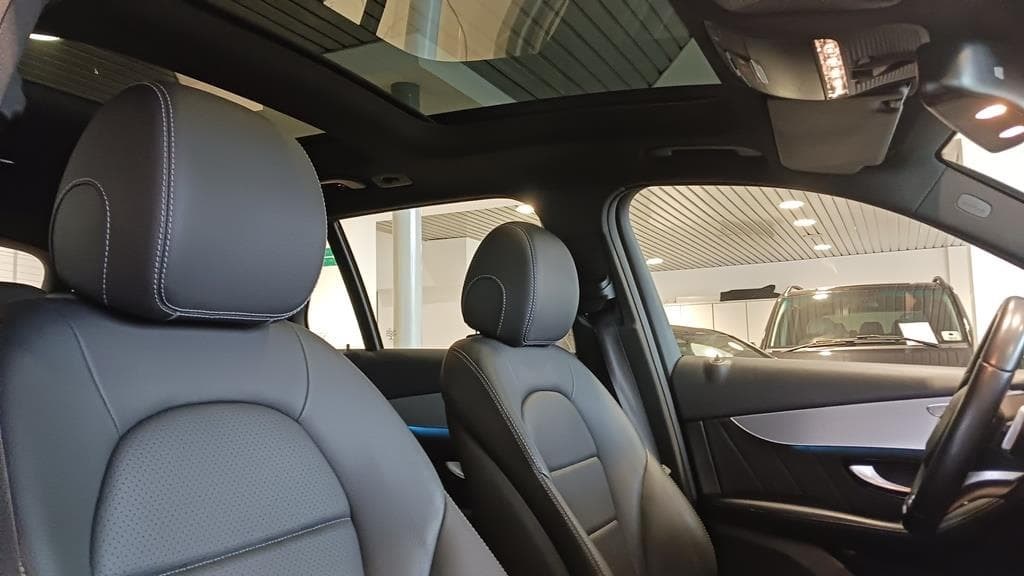 Foto 31 Mercedes GLC 220 d 4M SUV Exclusive/AMG 9G-TRONIC