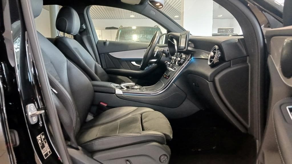 Foto 21 Mercedes GLC 250 d 4M Coupé AMG 9G-TRONIC