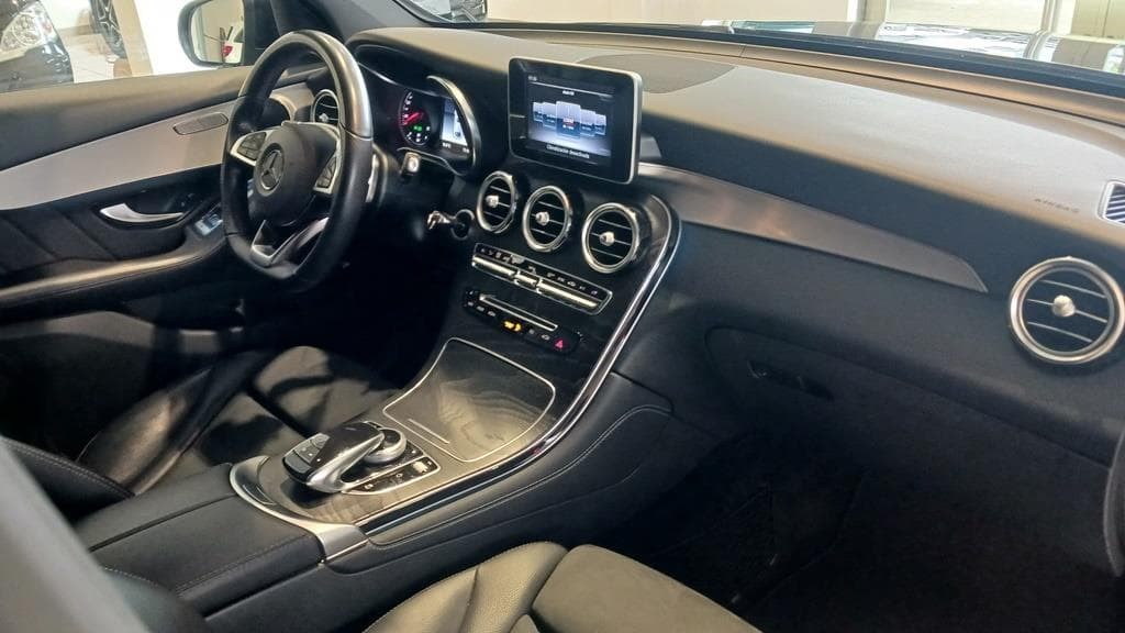 Foto 23 Mercedes GLC 250 d 4M Coupé AMG 9G-TRONIC