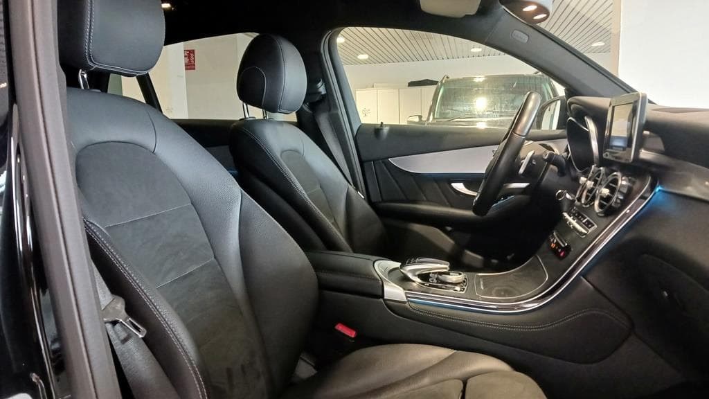 Foto 30 Mercedes GLC 250 d 4M Coupé AMG 9G-TRONIC