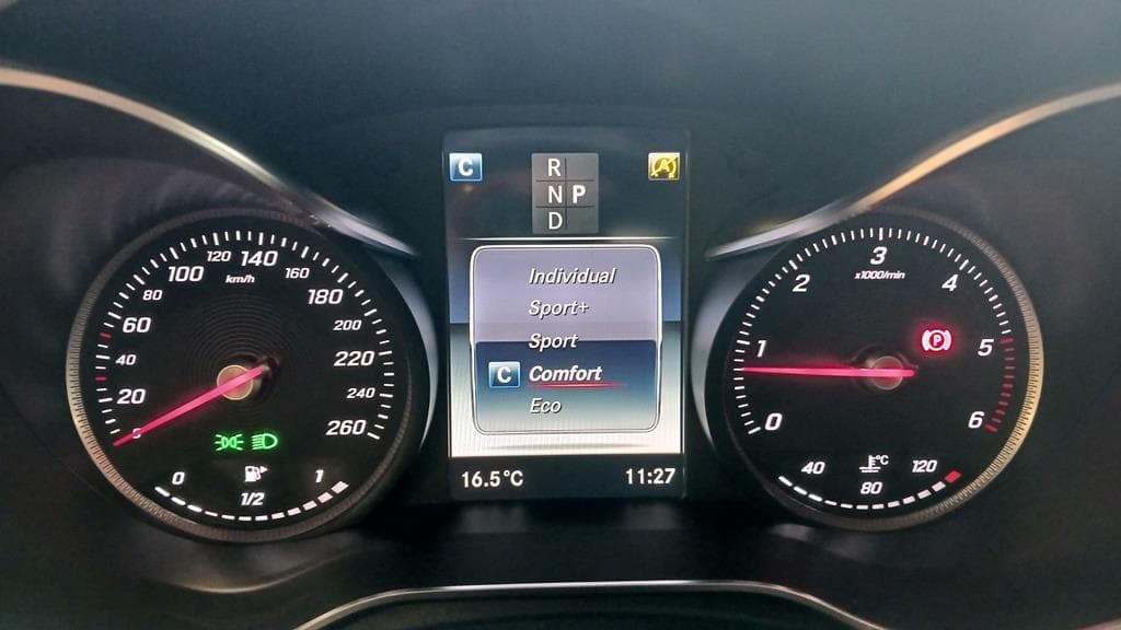 Foto 32 Mercedes GLC 250 d 4M Coupé AMG 9G-TRONIC