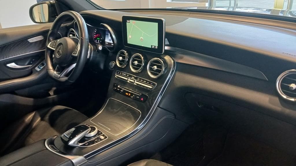 Foto 17 Mercedes GLC 250 d 4M Coupé AMG