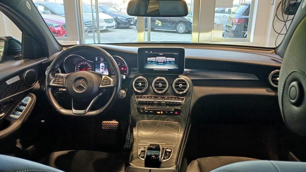 Foto 18 Mercedes GLC 250 d 4M Coupé AMG