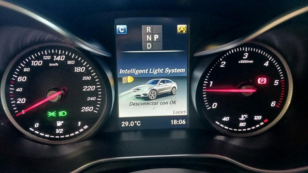 Foto 31 Mercedes GLC 250 d 4M Coupé AMG
