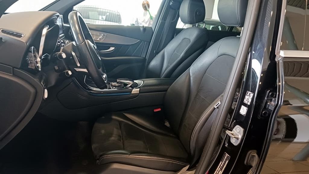 Foto 19 Mercedes GLC 250 d 4M SUV AMG 9G-TRONIC