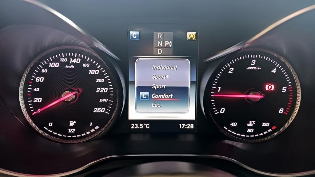 Foto 24 Mercedes GLC 250 d 4M SUV AMG 9G-TRONIC