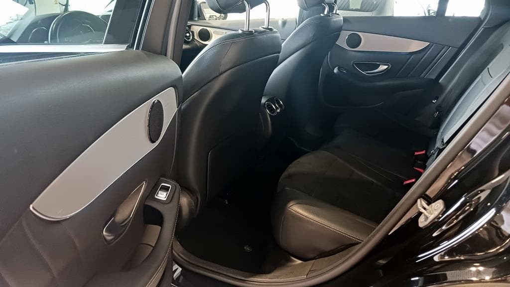 Foto 31 Mercedes GLC 250 d 4M SUV AMG 9G-TRONIC