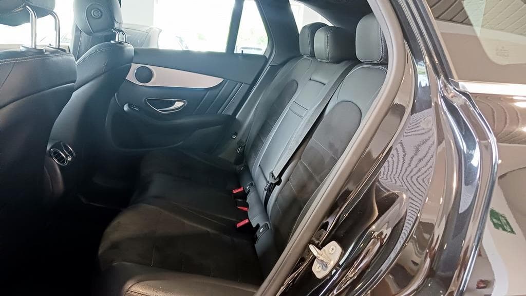 Foto 32 Mercedes GLC 250 d 4M SUV AMG 9G-TRONIC