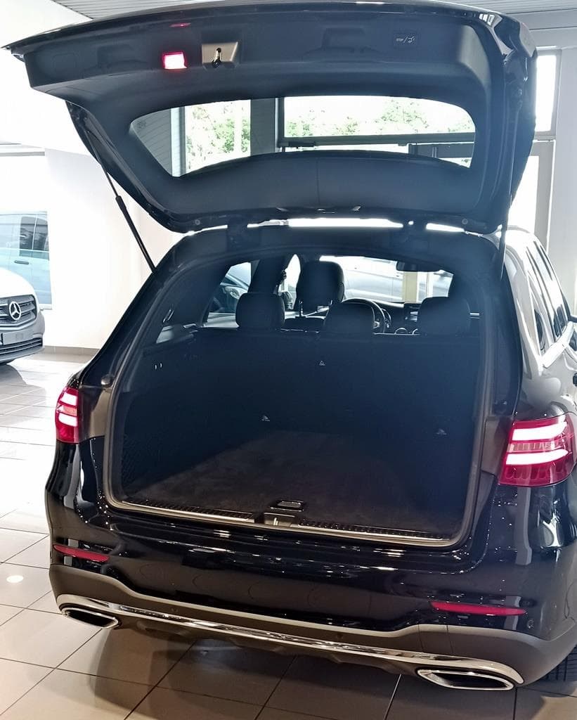 Foto 33 Mercedes GLC 250 d 4M SUV AMG 9G-TRONIC