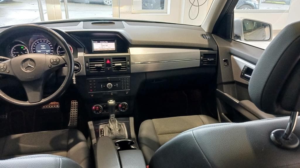 Foto 27 Mercedes GLK 220 CDI 4MATIC BE Aut.