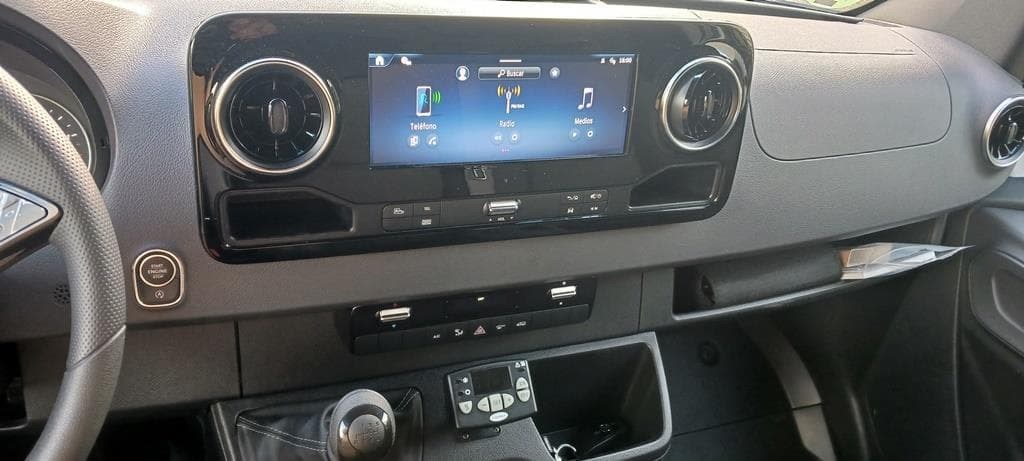 Foto 14 Mercedes Sprinter 311 CDI Furgón PRO Medio