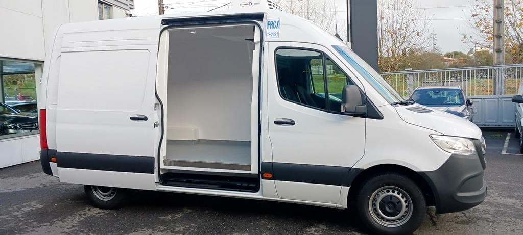 Foto 5 Mercedes Sprinter 311 CDI Furgón PRO Medio