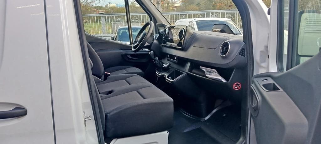 Foto 7 Mercedes Sprinter 311 CDI Furgón PRO Medio