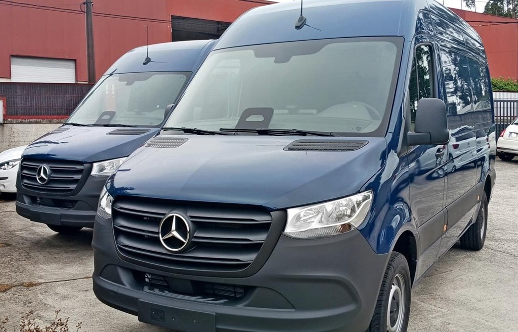 Foto 1 Mercedes SPRINTER 315 CDI Furgón PRO Medio T.E.