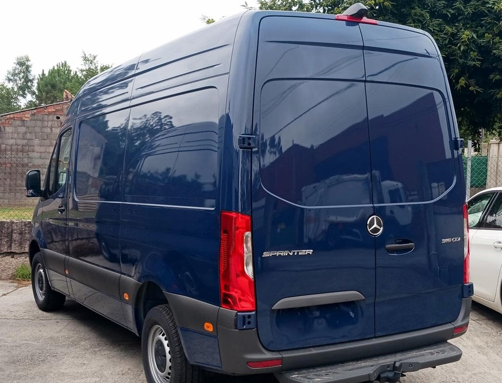 Foto 8 Mercedes SPRINTER 315 CDI Furgón PRO Medio T.E.