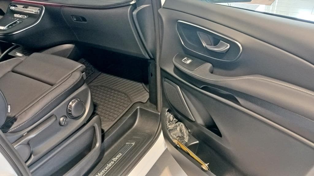 Foto 14 Mercedes V 250 d Avantgarde Extralargo