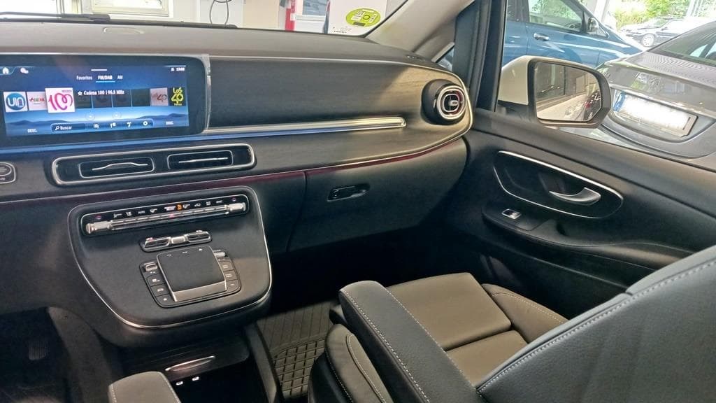 Foto 22 Mercedes V 250 d Avantgarde Extralargo