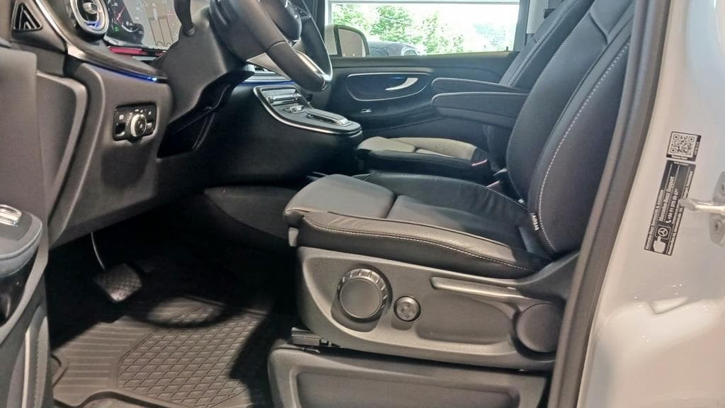 Foto 24 Mercedes V 250 d Avantgarde Extralargo