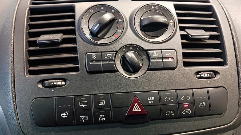 Foto 42 Mercedes  VIANO 2.2 CDI 