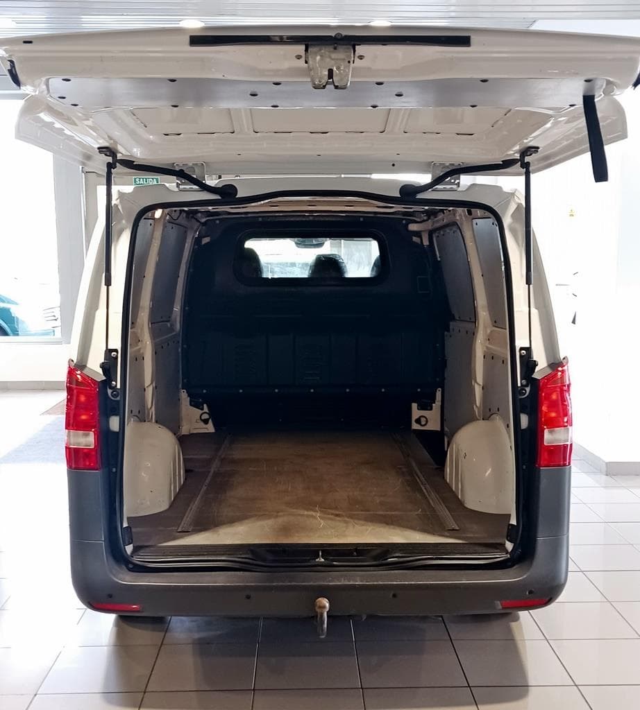 Foto 11 Mercedes VITO 114 CDI Furgón Larga