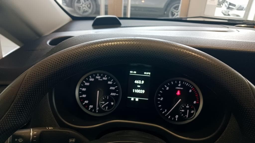 Foto 28 Mercedes VITO 114 CDI Furgón Larga