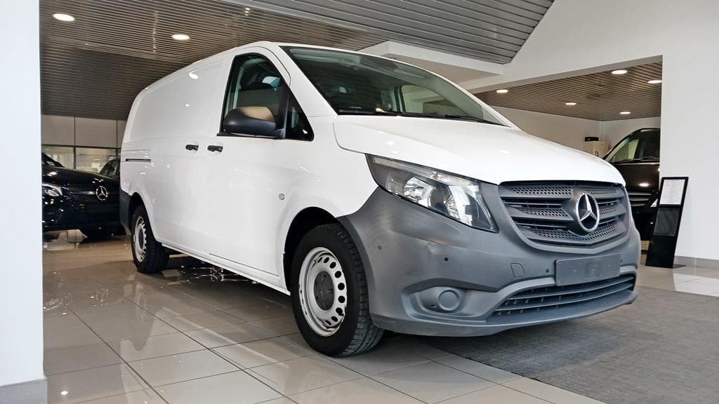 Foto 4 Mercedes VITO 114 CDI Furgón Larga